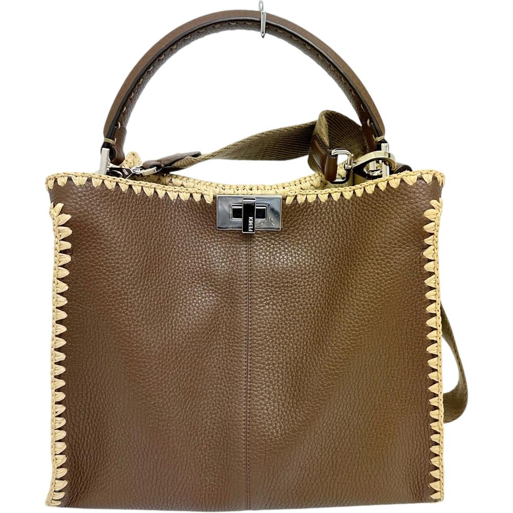 ※bal※　　　　　　　　　　　　　　　　【激レア 美品】フェンディ credit-oliverjune-fendi-2025-