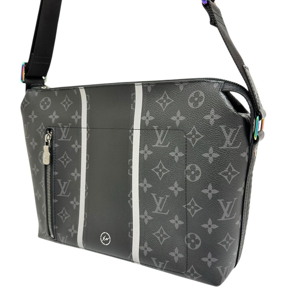 LOUIS VUITTON/ルイ・ヴィトン】 フラッシュアポロ メッセンジャーMM