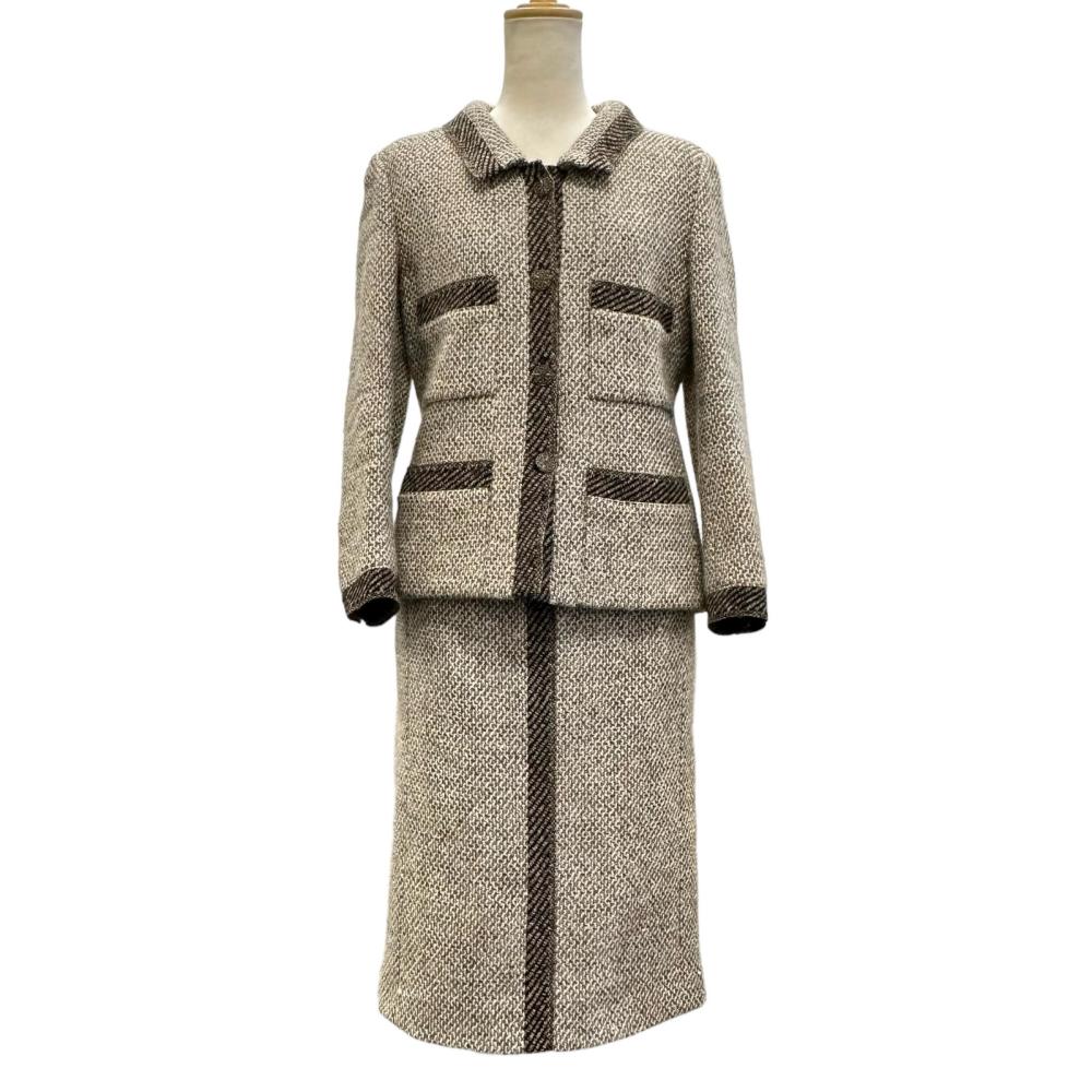 【CHANEL/シャネル】 P11615/P11505 ジャケット・スカート セットアップ ツイード ベージュ レディース【中古】【真子質店】【GD】【Yxx】 CHANEL/シャネル】 P11615/P11505 ジャケット・スカート セットアップ