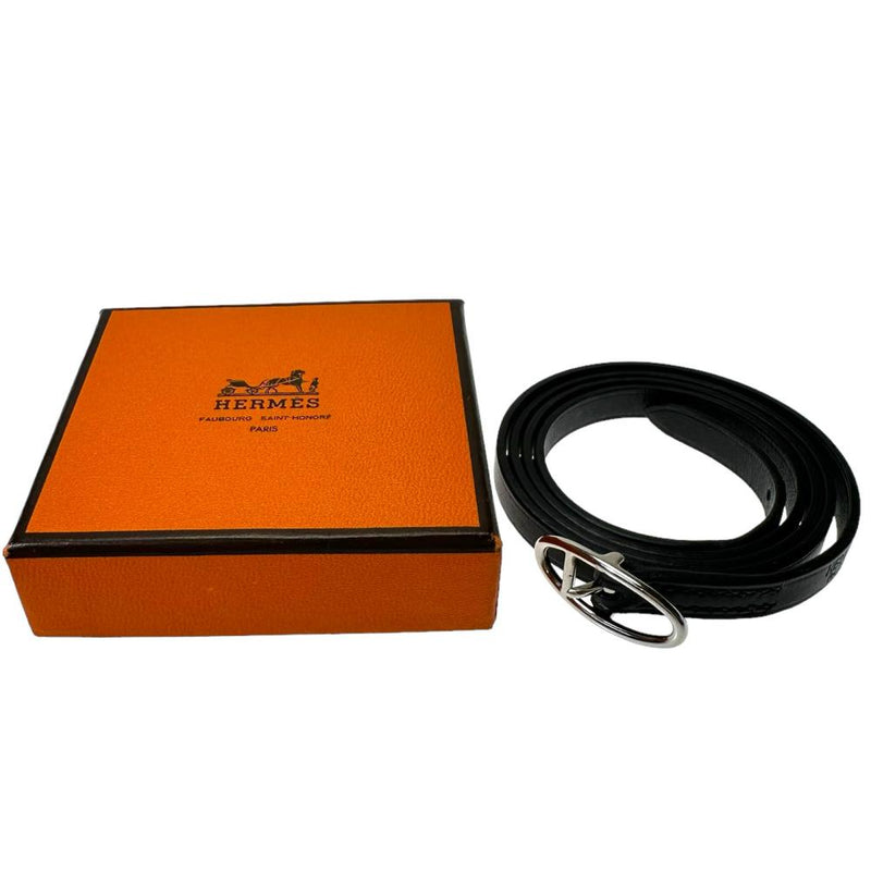 【HERMES/エルメス】 オーバルバックル ブレスレット レザー/メタル 9.5g ブラック/シルバー金具 レディース
【中古】【真子質店】【BL】




【IYx】