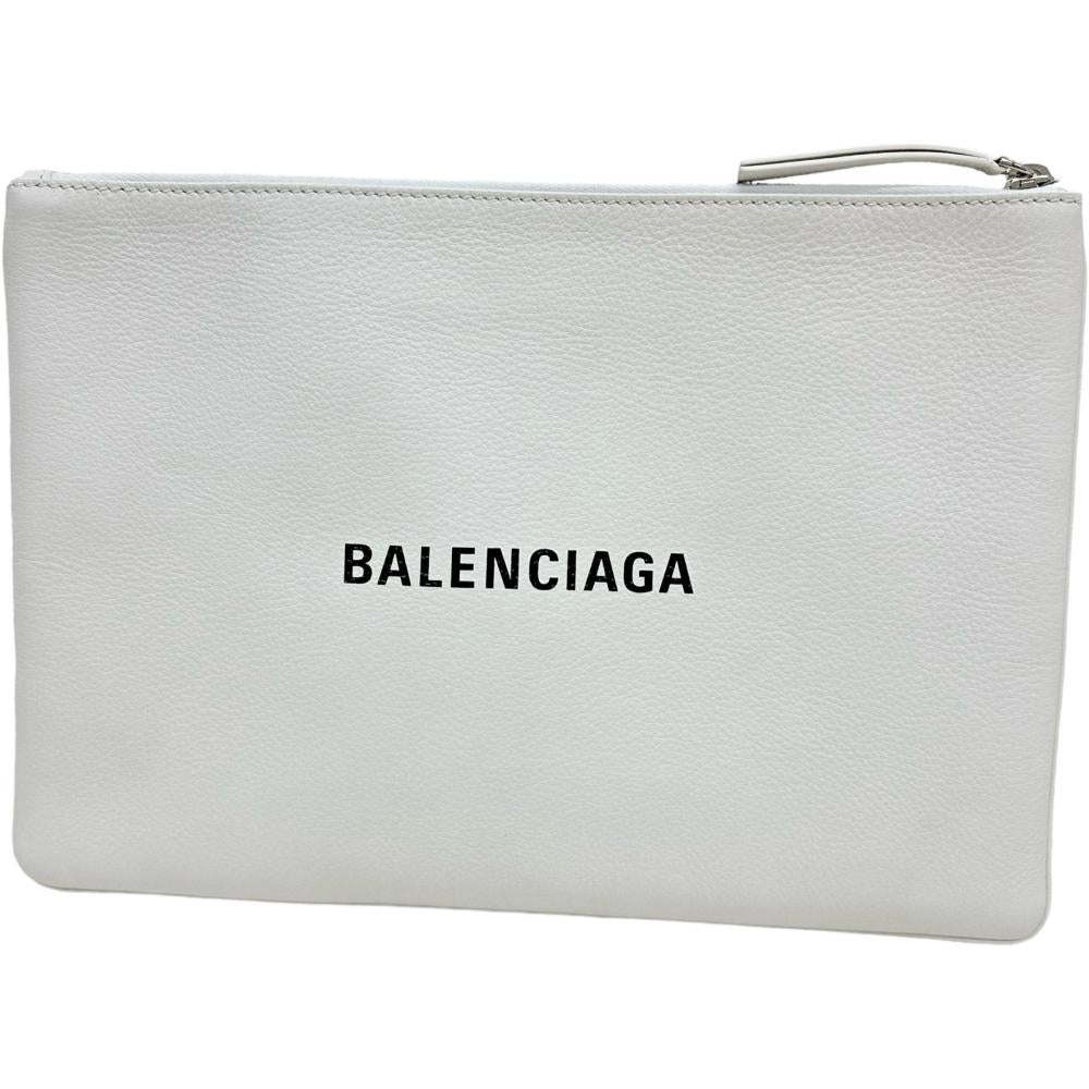 【BALENCIAGA/バレンシアガ】 ロゴ入り　フラットスリム 485110  クラッチバッグ レザー ホワイト メンズ【中古】【真子質店】【GD】




【Maxx】