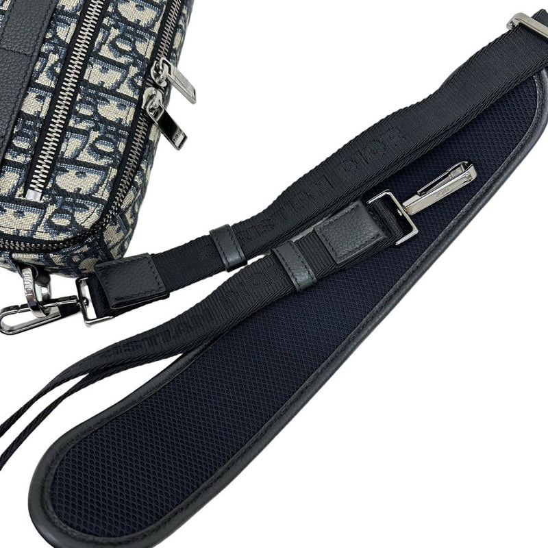 【Dior/ディオール】 オブリーク サファリ 1ESPO206YKY_H27E ショルダーバッグ キャンバス/レザー/ジャガード ネイビー/ベージュ/ブラック レディース【中古】【真子質店】【GD】




【IYKT】