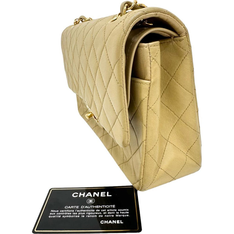 【CHANEL/シャネル】 WフラップWチェーンショルダー ギャラ有/シール有 ショルダーバッグ ラムスキン イエローベージュ/ベージュ/ゴールド金具 レディース【中古】【真子質店】【BL】




【TMiYx】