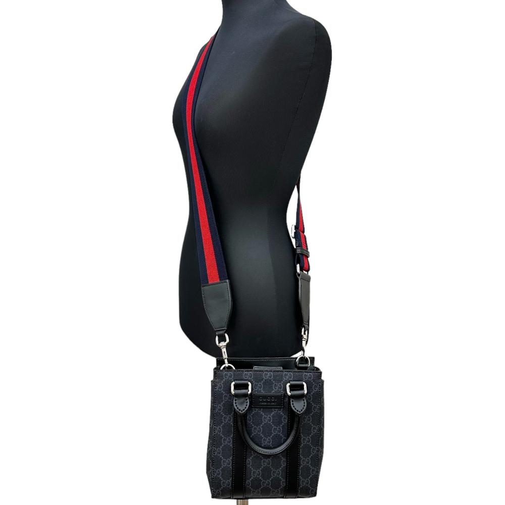【GUCCI/グッチ】 GGスプリーム ミニトートバッグ 696010 ショルダーバッグ PVC/レザー ブラック レディース【中古】【真子質店】【BL】【IIMoMo】 GUCCI/グッチ】 GGスプリーム ミニトートバッグ 696010 ショルダー