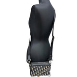 【Christian Dior/クリスチャンディオール】 オブリーク ショルダーバッグ キャンバス/レザー/ジャガード ネイビー/ベージュ レディース【中古】【真子質店】【GD】




【IDMiMo】
