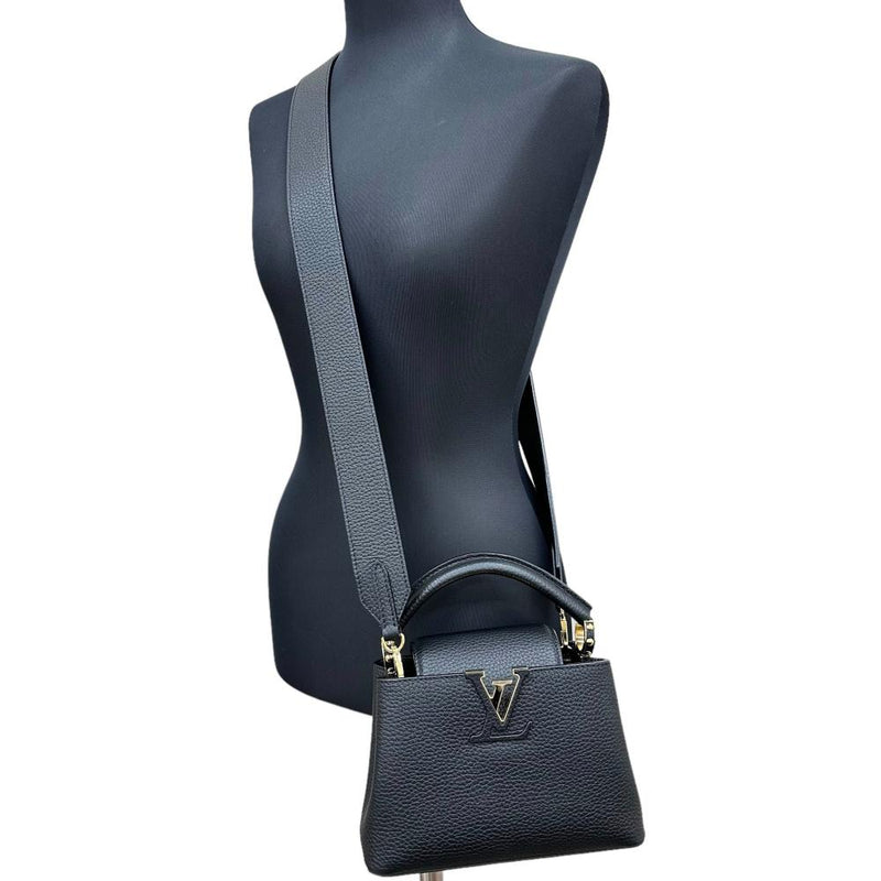【LOUIS VUITTON/ルイ・ヴィトン】 カプシーヌMINI/カプシーヌミニ M56071 2WAYバッグ ハンドバッグ ショルダーバッグ レザー/トリヨン ブラック/ゴールド金具 レディース【中古】【真子質店】【BL】




【Moxxx】