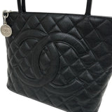 【CHANEL/シャネル】 復刻トート A01804 ハンドバッグ カード＆シール有 トートバッグ キャビアスキン ブラック レディース【中古】【真子質店】【GD】




【IKxx】