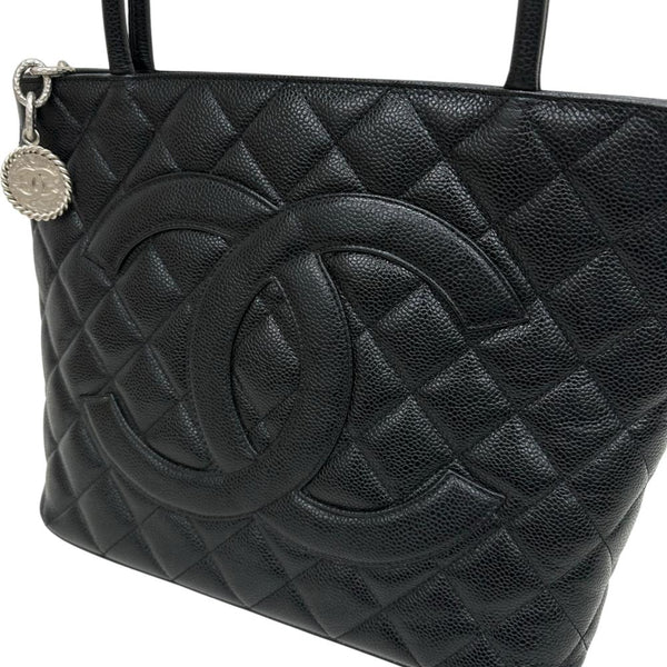 【CHANEL/シャネル】 復刻トート A01804 ハンドバッグ カード＆シール有 トートバッグ キャビアスキン ブラック レディース【中古】【真子質店】【GD】




【IKxx】