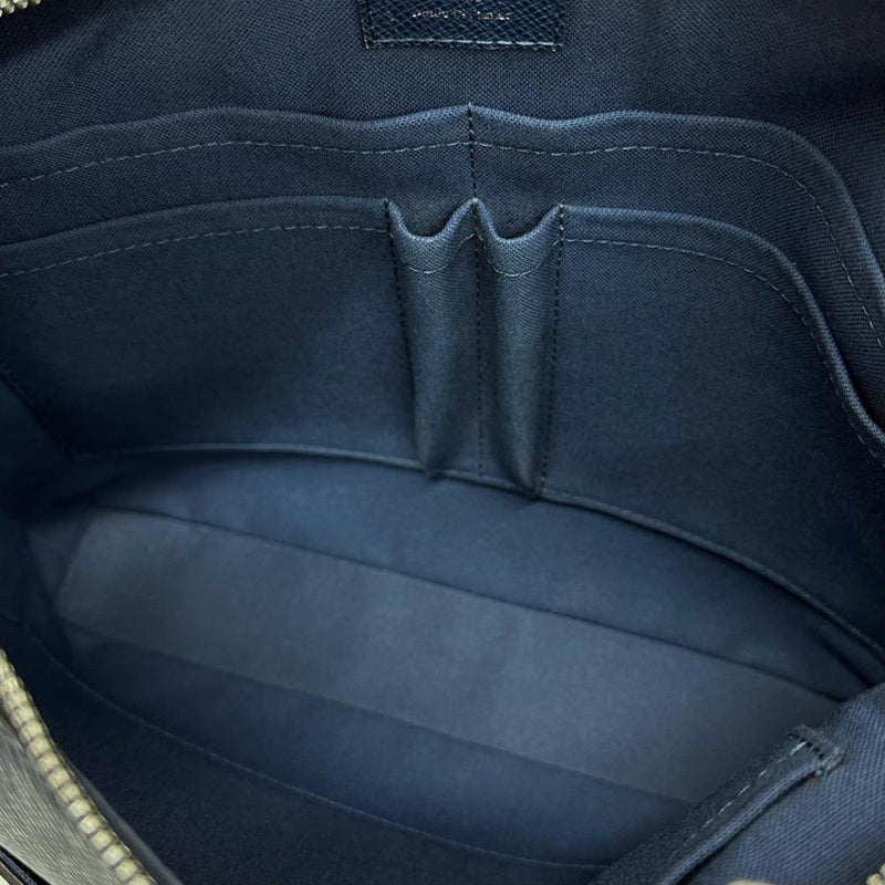 【LOUIS VUITTON/ルイ・ヴィトン】 グリゴリ・メッセンジャーPM タイガ M30236 ショルダーバッグ レザー オセアン（ネイビー） メンズ【中古】【真子質店】【GD】




【MaYx】