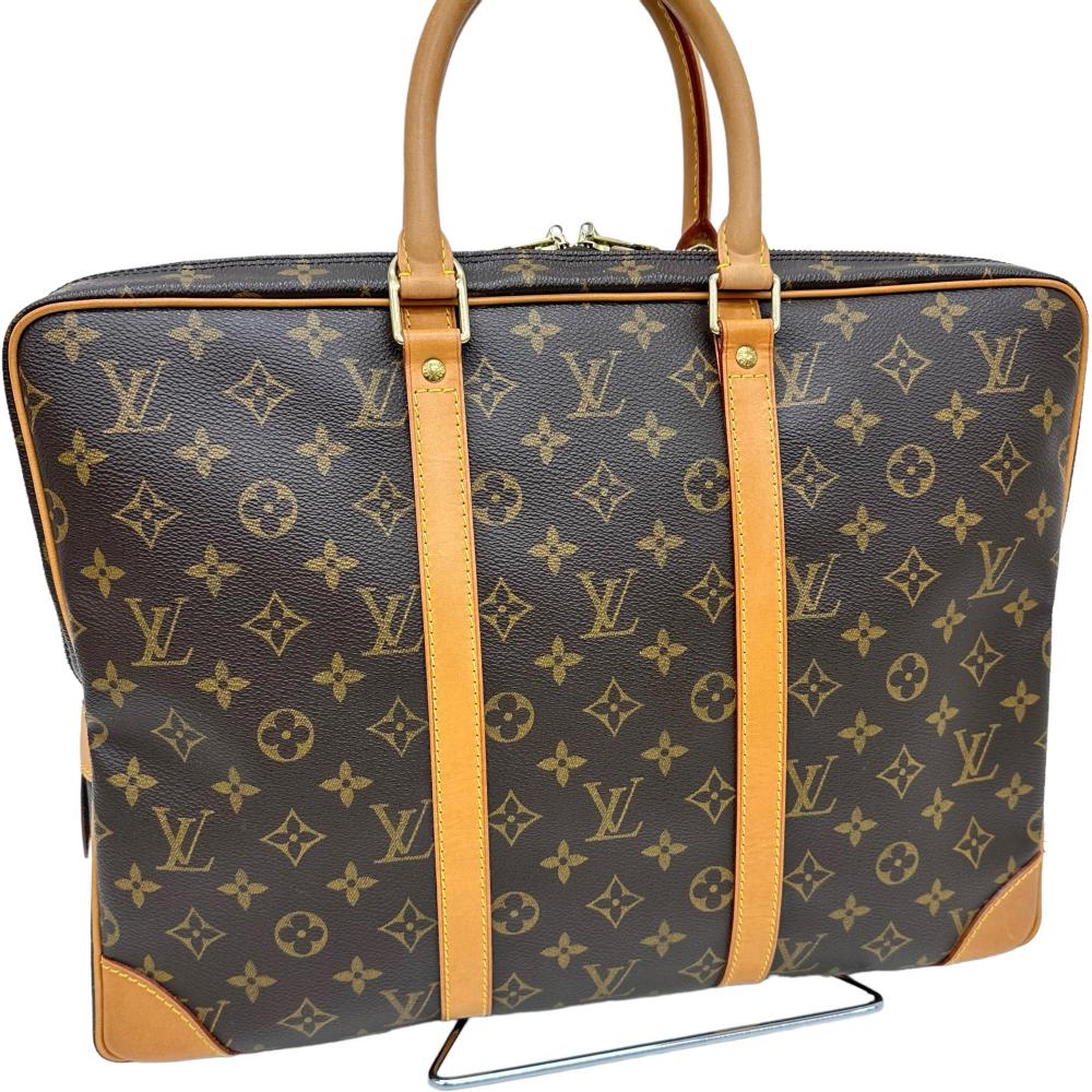 【LOUIS VUITTON/ルイ・ヴィトン】 ポルトドキュマン・ヴォワヤージュ モノグラム  M53361 ハンドバッグ ブラウン メンズ【中古】【真子質店】【GD】




【Yxx】