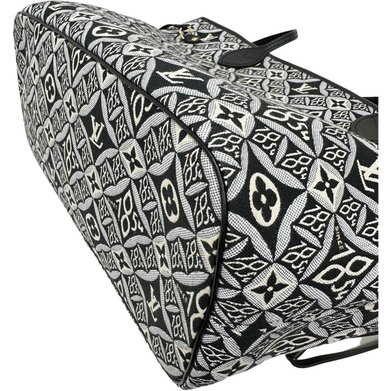 【LOUIS VUITTON/ルイ・ヴィトン】 SINCE1854 ネヴァーフルMM モノグラムジャガード M57230 ハンドバッグ グレーブルー系/ゴールド金具 レディース【中古】【真子質店】【GD】




【TxYMi】