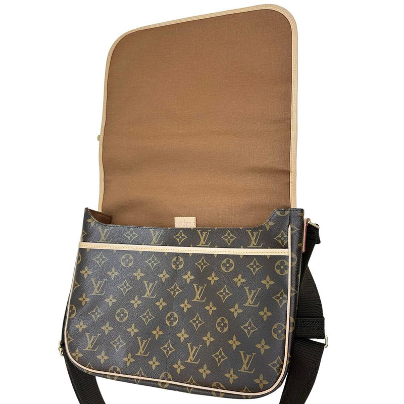 【LOUIS VUITTON/ルイ・ヴィトン】 メッセンジャー・ボスフォールGM モノグラム M40105 ショルダーバッグ PVC/レザー ブラウン メンズ【中古】【真子質店】【GD】




【IIMox】