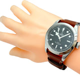 【TUDOR/チュードル】 ヘリテージ ブラックベイ 79540 ギャラ/保証書付 腕時計 ステンレススチール 自動巻き/オートマ ブラック文字盤/茶革 メンズ
【中古】【真子質店】【GD】




【TxIMa】