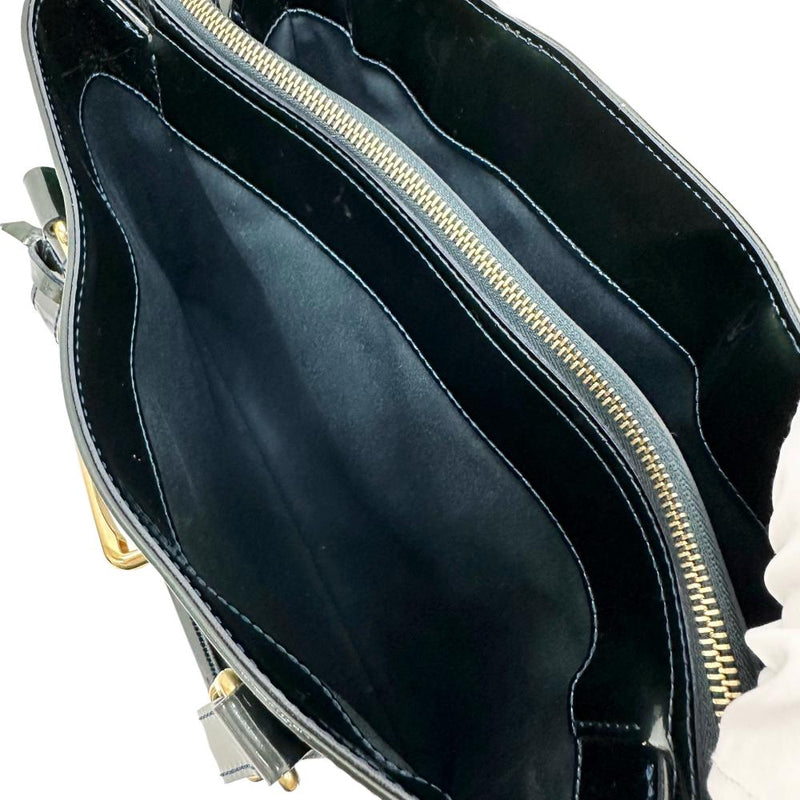 【LOUIS VUITTON/ルイ・ヴィトン】 メルローズ・アヴェニュー モノグラムヴェルニ M93756 ハンドバッグ パテントレザー ダークグリーン/ブルーニュイ/ゴールド金具 レディース【中古】【真子質店】【GD】




【MoMox】
