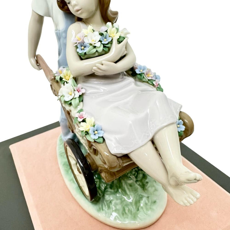 【Lladro/リヤドロ】 『君が好き』 6850 西洋磁器 置物 フィギュリン オブジェ/陶器【中古】【真子質店】【NN】, 【Txx】