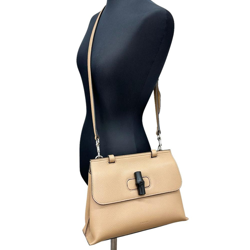 【GUCCI/グッチ】 バンブー 370831 2WAY ハンドバッグ 袋/ST/冊子類 Aランク    ショルダーバッグ レザー ベージュ/ダークブラウン レディース【中古】【真子質店】【GD】




【KIMo】