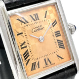 【CARTIER/カルティエ】 マストタンク 2003年クリスマス限定 W1017654 腕時計 シルバー925/レザー クオーツ オレンジ文字盤/市松模様/ブラック革（社外） レディース
【中古】【真子質店】【GD】




【IDxx】