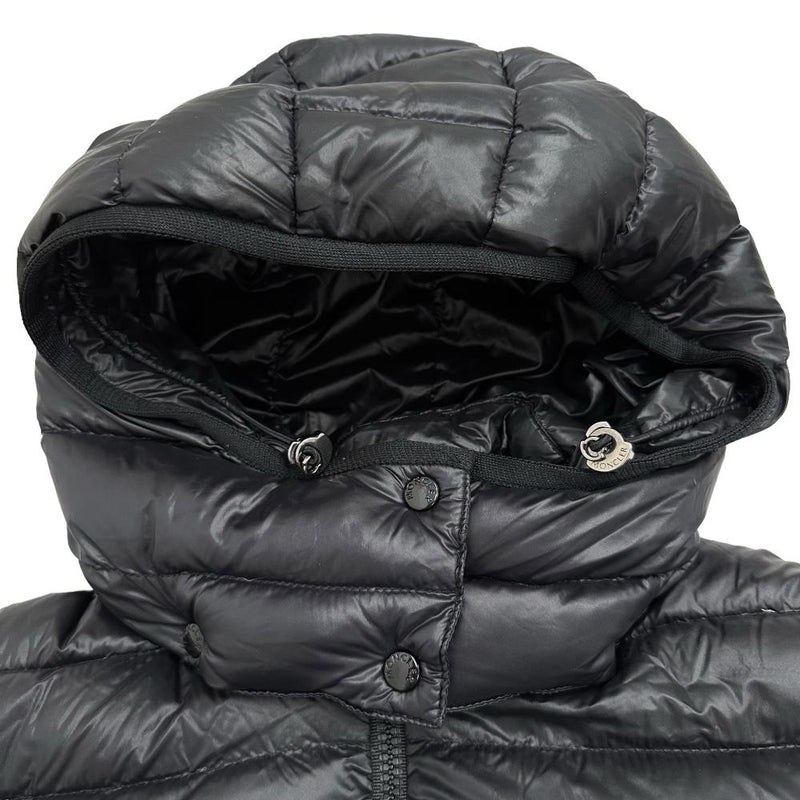 【MONCLER/モンクレール】 F10931C10000 フード マント ダウンジャケット ナイロン 黒 レディース【中古】【真子質店】【NN】




【DMox】
