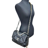 【CHANEL/シャネル】 シャネル19 ディズヌフ AS1160 チェーンショルダーバッグ ショルダーバッグ レザー ブラック レディース【中古】【真子質店】【BL】




【YMixS】