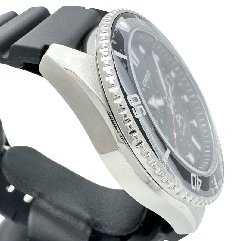【CASIO/カシオ】 ダイバーズウオッチ 未使用/日本未発売 MDV-106 腕時計 ステンレススチール/ラバー クオーツ ブラック文字盤 メンズ
【中古】【真子質店】【NN】




【YY】