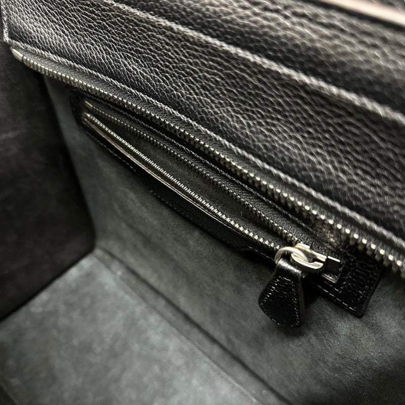 【CELINE/セリーヌ】 ラゲージ マイクロショッパー 189793DRU ハンドバッグ レザー 黒 レディース【中古】【真子質店】【GD】




【Ixxx】