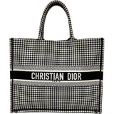【Christian Dior/クリスチャンディオール】 ブックトート ラージ ハンドバッグ キャンバス 黒＆白 レディース【中古】【真子質店】【GD】




【Ixxx】