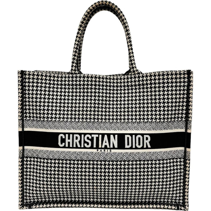【Christian Dior/クリスチャンディオール】 ブックトート ラージ ハンドバッグ キャンバス 黒＆白 レディース【中古】【真子質店】【GD】




【Ixxx】