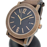 【BVLGARI/ブルガリ】 ソロテンポ 30th限定モデル BB41B 腕時計 チタン/レザー/ブロンズ 自動巻き/オートマ ブラック文字盤/ブロンズ/ダークブラウン革 メンズ
【中古】【真子質店】【GD】




【TxxT】