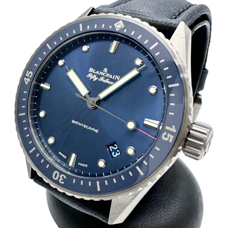 【Blancpain/ブランパン】 フィフティファゾムス バチスカーフ 5000-0240 腕時計 セラミック/コーティングキャンバス 自動巻き/オートマ ネイビー文字盤/ネイビーベルト レディース
【中古】【真子質店】【BL】




【KTxx】