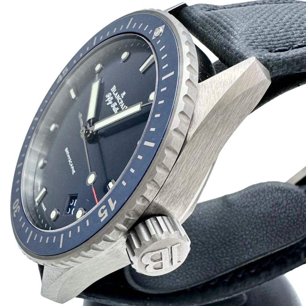【Blancpain/ブランパン】 フィフティファゾムス バチスカーフ 5000-0240 腕時計 セラミック/コーティングキャンバス 自動巻き/オートマ ネイビー文字盤/ネイビーベルト レディース【中古】【真子質店】【BL】【KTxx】 Blancpain/ブランパン】 フィフティファゾムス バチスカーフ 5000-0240