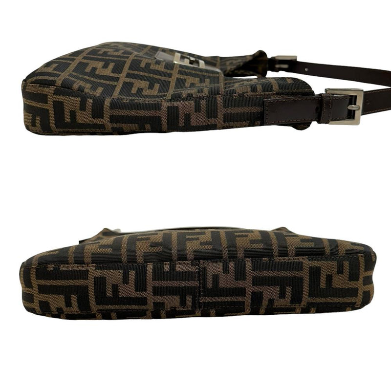 【FENDI/フェンディ】 ズッカ柄 ワンショルダー  ショルダーバッグ レザー/キャンバス ブラウン系  レディース【中古】【真子質店】【BL】




【YMaMi】
