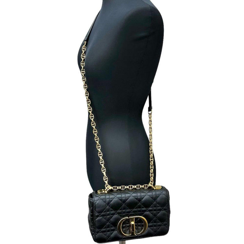 【Christian Dior/クリスチャンディオール】 カロ スモール M9241UWHC_M900 ショルダーバッグ レザー ブラック/ゴールド金具 レディース【中古】【真子質店】【BL】




【MaTKMi】