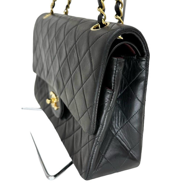 【CHANEL/シャネル】 マトラッセ WフラップWチェーン A01112 保カード＆シール有 ショルダーバッグ 2番台（1992年頃） ラムスキン ブラック/ゴールド金具 レディース【中古】【真子質店】【BL】




【TMiMox】