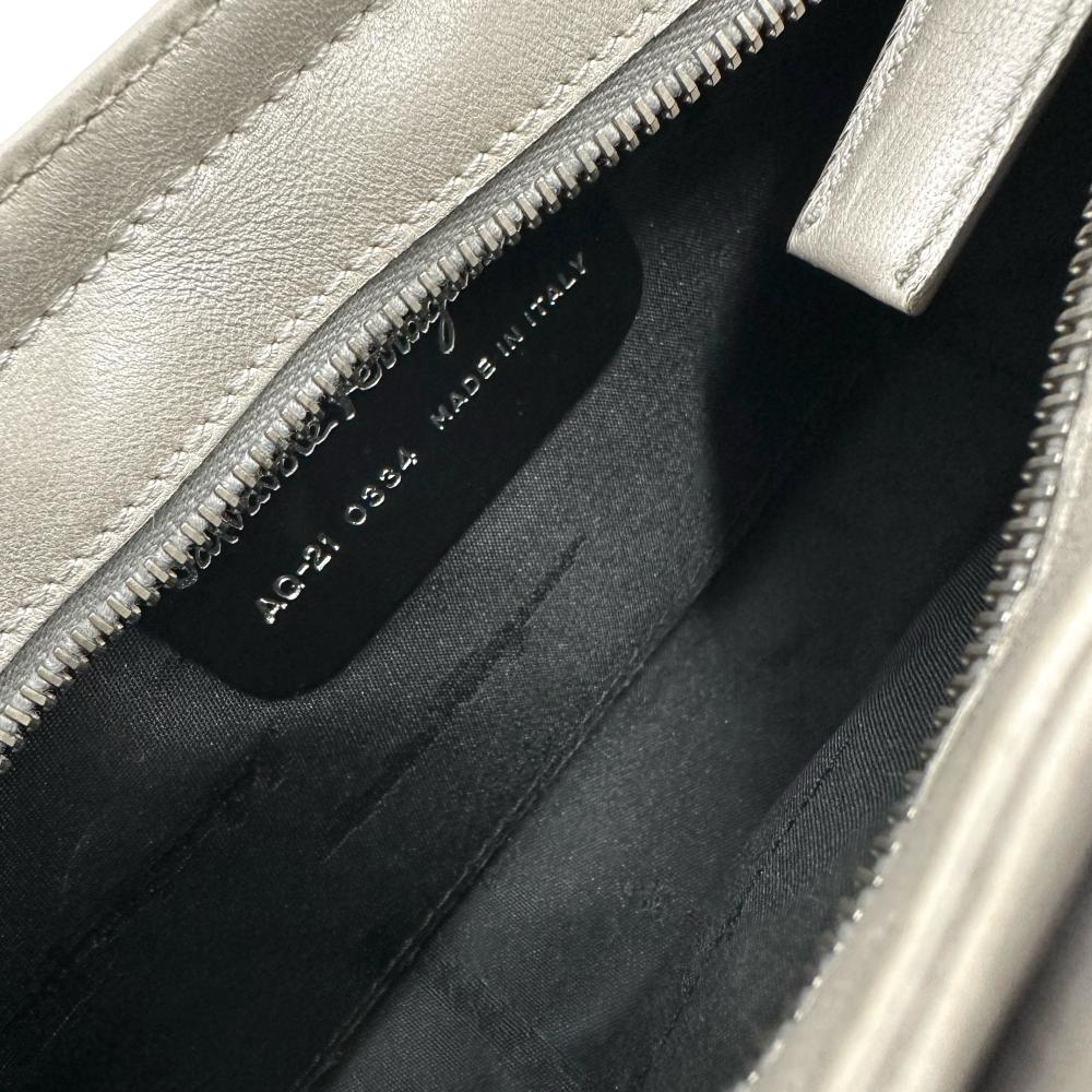 SALVATORE FERRAGAMO カンチニオナメントミュルロファ Salvatore Ferragamo/サルヴァトーレフェラガモ】 ガンチーニ
