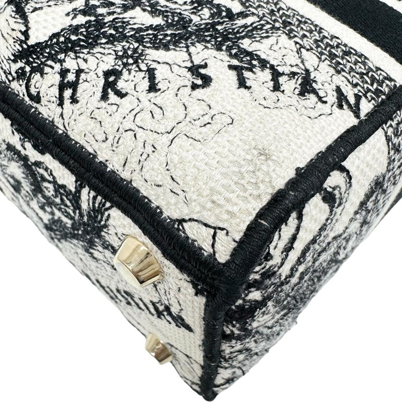 【Christian Dior/クリスチャンディオール】 レディディオール D-LITE M0565OTDT 2WAYバッグ ショルダーバッグ ハンドバッグ キャンバス アイボリー/ブラック レディース【中古】【真子質店】【BL】




【MaKxx】