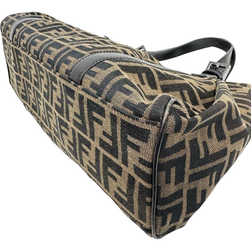 【美品】フェンディ　ハンドバッグ　ズッカ　キャンバス　シルバー金具　ブラウン　革 FENDI/フェンディ】 ハンドバッグ キャンバス/レザー ズッカ柄
