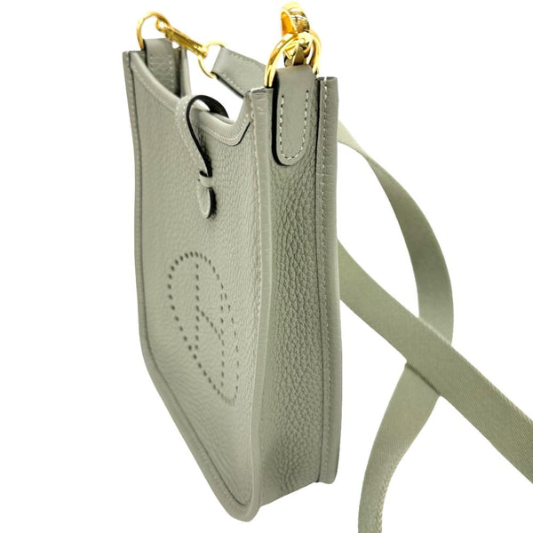 【HERMES/エルメス】 エブリン16アマゾン ショルダーバッグ B刻印(2023年） トリヨンクレマンス セージ（カーキ） レディース【中古】【真子質店】【BL】




【MaYMox】