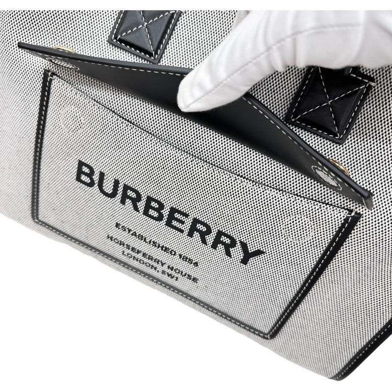 【BURBERRY/バーバリー】 フレヤトート ロゴプリント ハンドバッグ キャンバス/レザー グレー/ブラック レディース【中古】【真子質店】【BL】




【KMix】