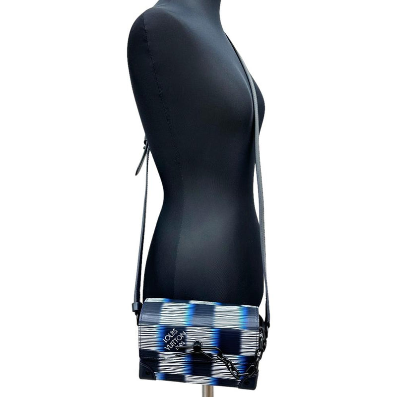 【LOUIS VUITTON/ルイ・ヴィトン】 スティーマー ウェアラブルウォレット ダミエラッシュ M82819 ショルダーバッグ PVC/レザー ブルー メンズ【中古】【真子質店】【BL】




【TMaMox】
