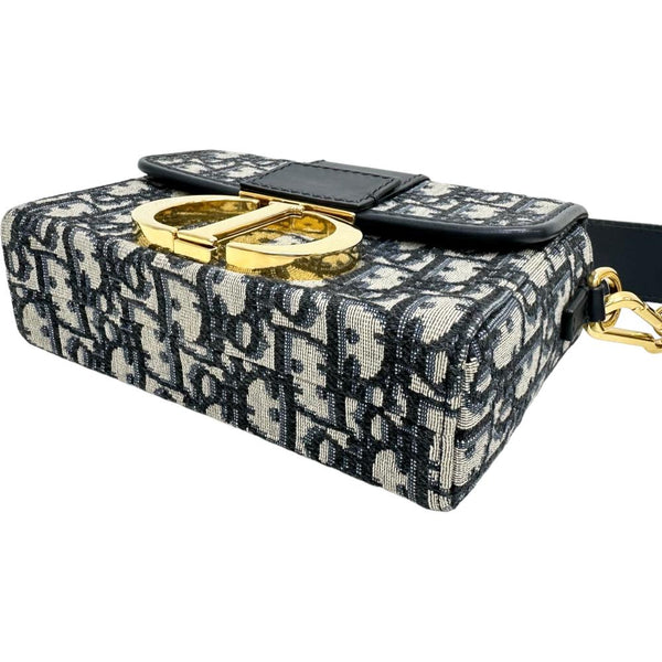 【Christian Dior/クリスチャンディオール】 オブリーク 30モンテーニュ M9204UTZQ ショルダーバッグ キャンバス/レザー ベージュ/ネイビー/ゴールド金具 レディース【中古】【真子質店】【BL】




【TDMiY】