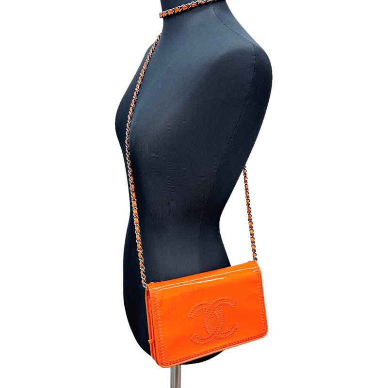 【CHANEL/シャネル】 ココマーク チェーンウォレット Gカード/Sシール有 ショルダーバッグ パテントレザー オレンジ レディース【中古】【真子質店】【BL】




【ITxx】