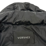 ★★最終特価品【VERSACE/ヴェルサーチ】 Medusa（メドゥーサ） ベルト付きダウンコート ショート丈 ダウンジャケット ポリエステル/ダウン ブラック レディース【中古】【真子質店】【GD】




【MaTx】
