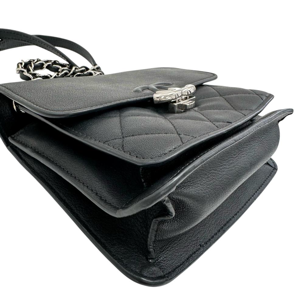 あむこ　新品未使用CHANEL CHANEL/シャネル】 ハーフココ チェーン Gカード/Sシール有