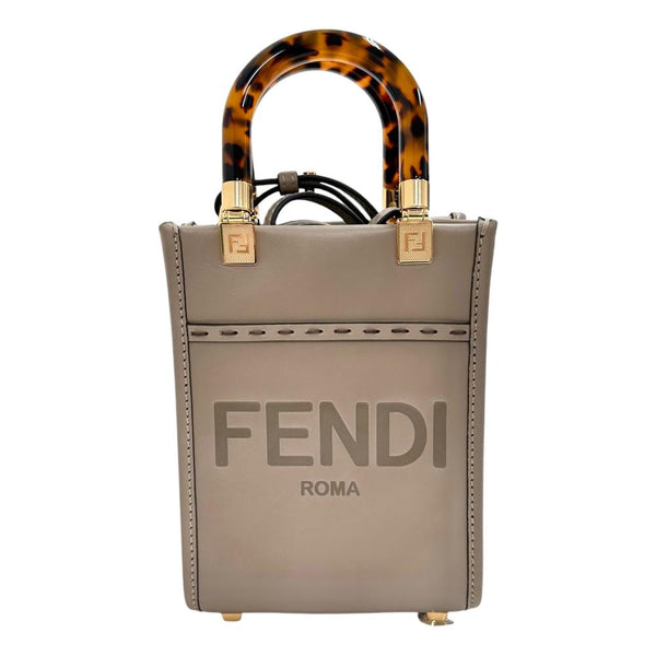 【FENDI/フェンディ】 8BS051   サンシャイン ミニ ショッパー  ショルダーバッグ レザー グレーベージュ レディース【中古】【真子質店】【BL】




【IMaMox】