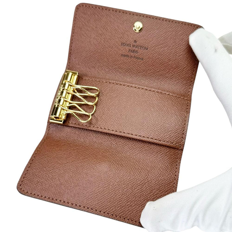 【LOUIS VUITTON/ルイ・ヴィトン】 ミュルティクレ4 モノグラム M62631  キーケース PVC ブラウン /ゴールド金具 ユニセックス【中古】【真子質店】【GD】




【TMix】
