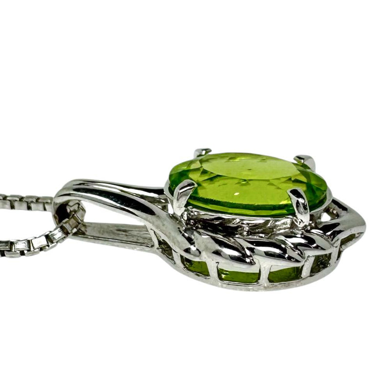 ペリドット 2.27ct ネックレス K18WGホワイトゴールド 18金 5.2g 40cm レディース
【中古】【真子質店】【NN】




【DMox】