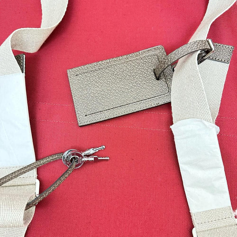 【GUCCI/グッチ】 グローブトロッター  キャリーバッグ GGスプリームキャンバス ベージュ/シルバー金具 レディース【中古】【真子質店】【BL】




【TYMax】