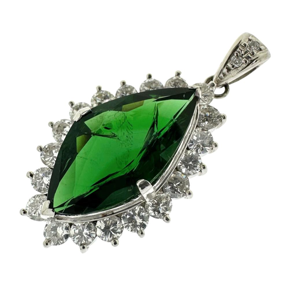 ⭐️プラチナ⭐️10mm ゴールデンパールペンダント 鑑別書付 ムーンレーベル 公式] ブラックパール 14mm 黒蝶 真珠