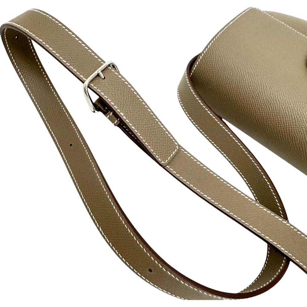 新品未使用　正規品　デッラカヴァッレリアエラン　エトゥープ 新品未使用 正規品 デッラカヴァッレリアエラン エトゥープ