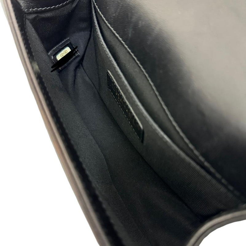 ★★最終特価品【CHANEL/シャネル】 Vステッチ ボーイシャネル ショルダーバッグ 23番（2016年） レザー 黒白/ゴールド金具 レディース【中古】【真子質店】【BL】




【MaKxx】